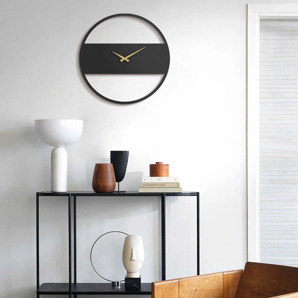 A stripe clock